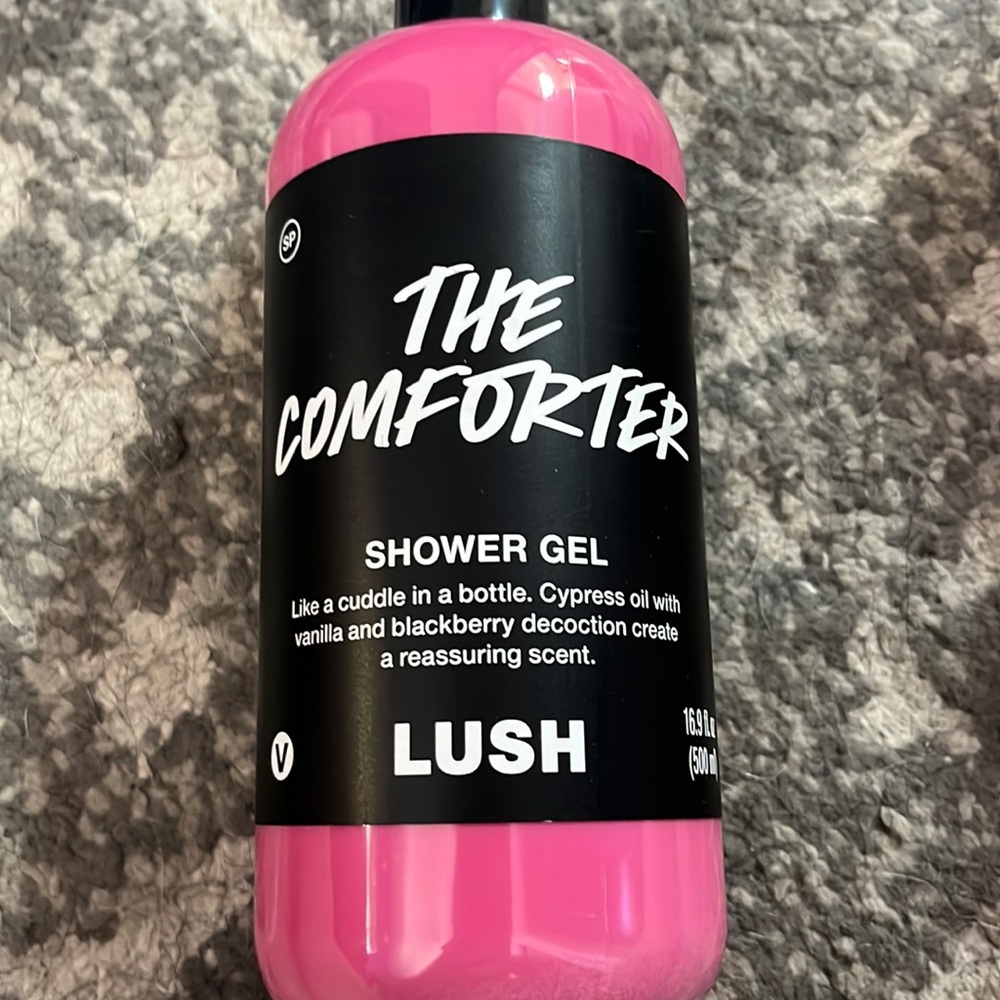 Exclusive Lush cosmetics comforter shower gel